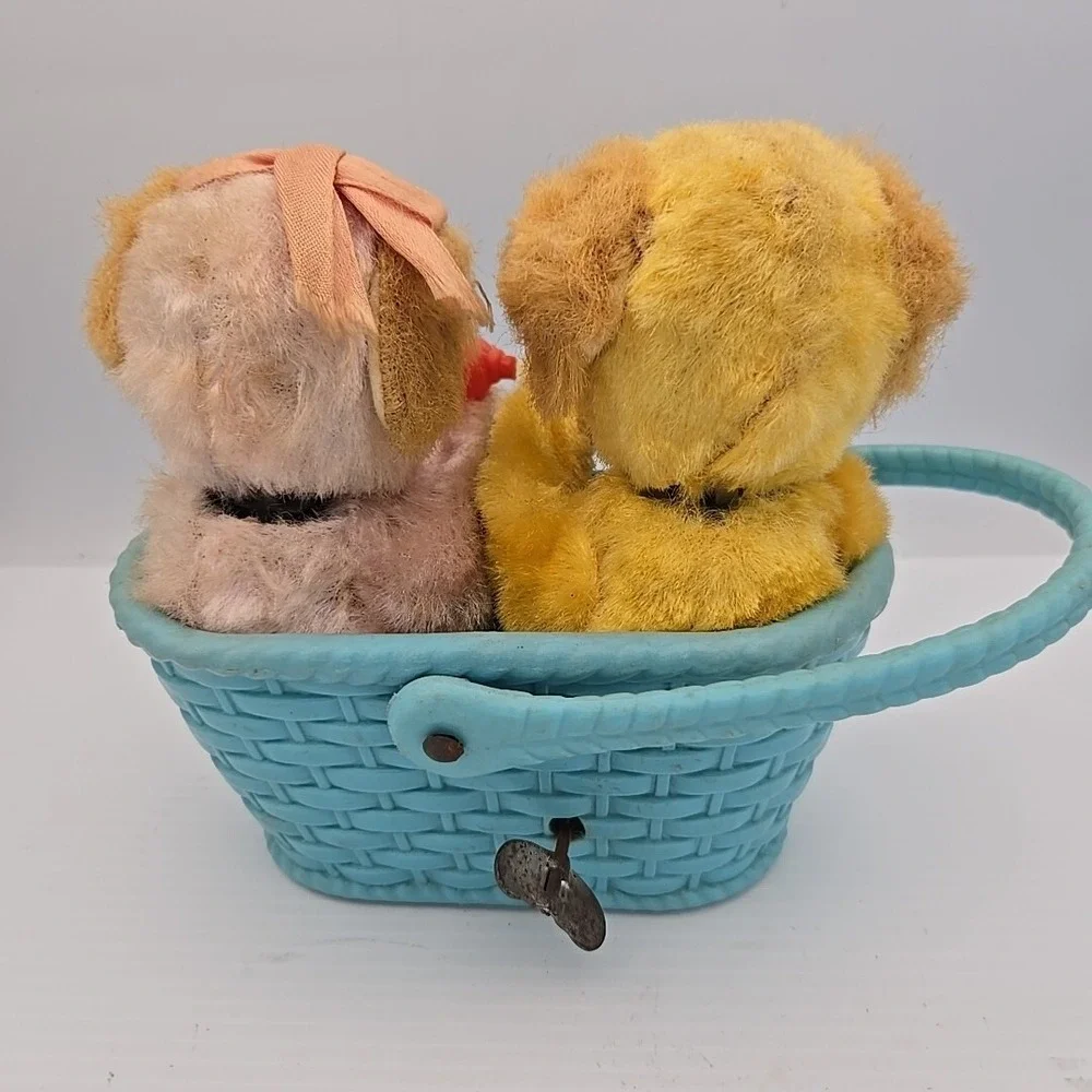 Japanese Wind‎ Up Little Puppy Dogs Kissing / Eating Blue Basket 1960s Toy VTG